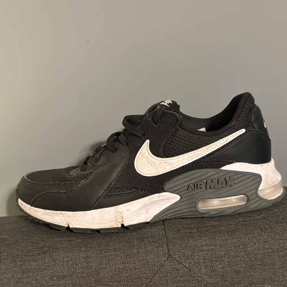 Nike Air Max Black and White Sneakers